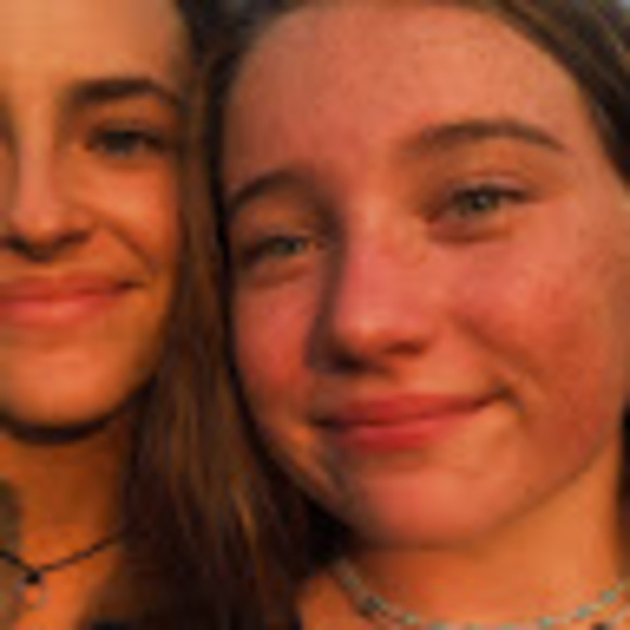 Meet your Posher, Rylie - Picture 1 of 1